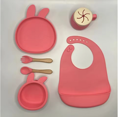 Silicone Baby Feeding Set β Safe, Mess-Free Mealtime for Your Little One