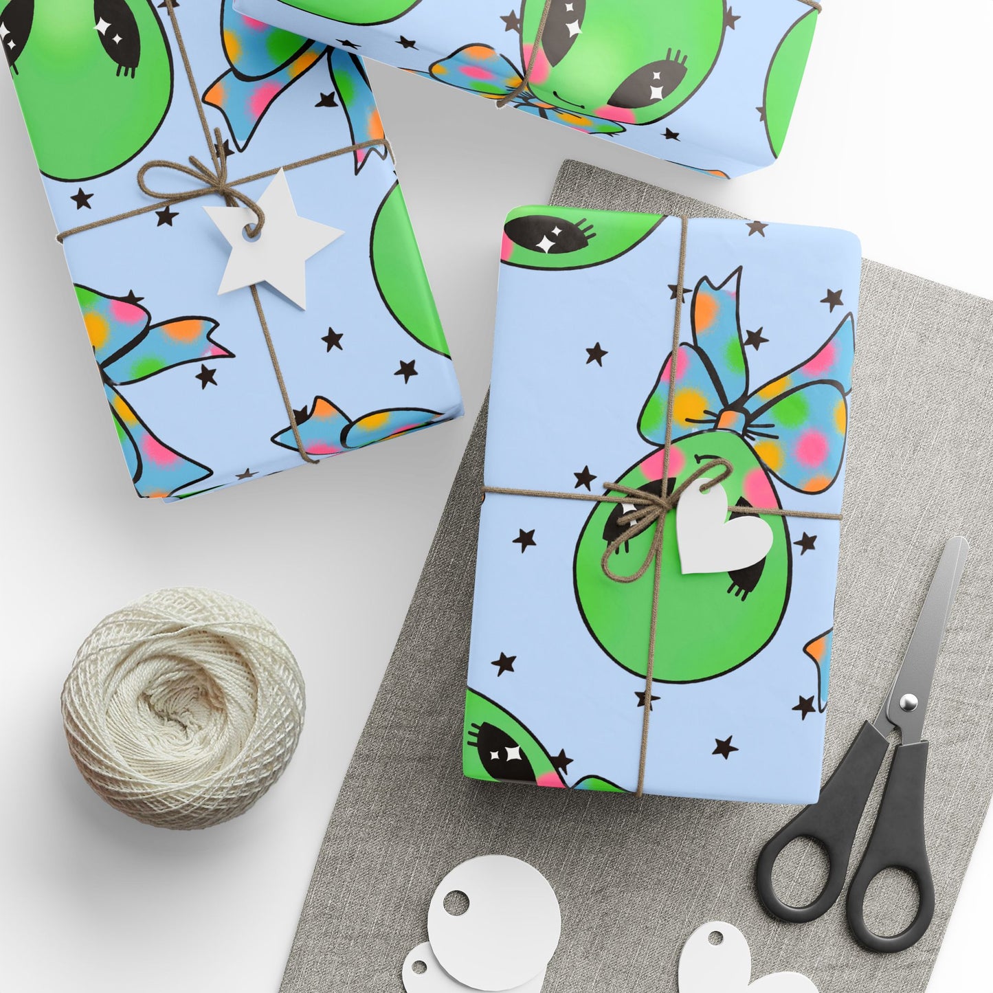 Alien Wrapping Papers