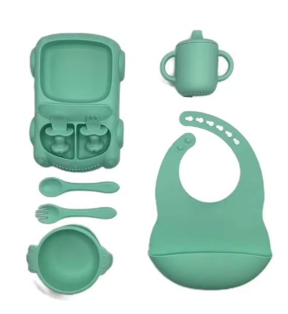 Silicone Baby Feeding Set – Safe, Mess-Free Mealtime for Your Little One