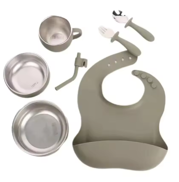 Silicone Baby Feeding Set – Safe, Mess-Free Mealtime for Your Little One