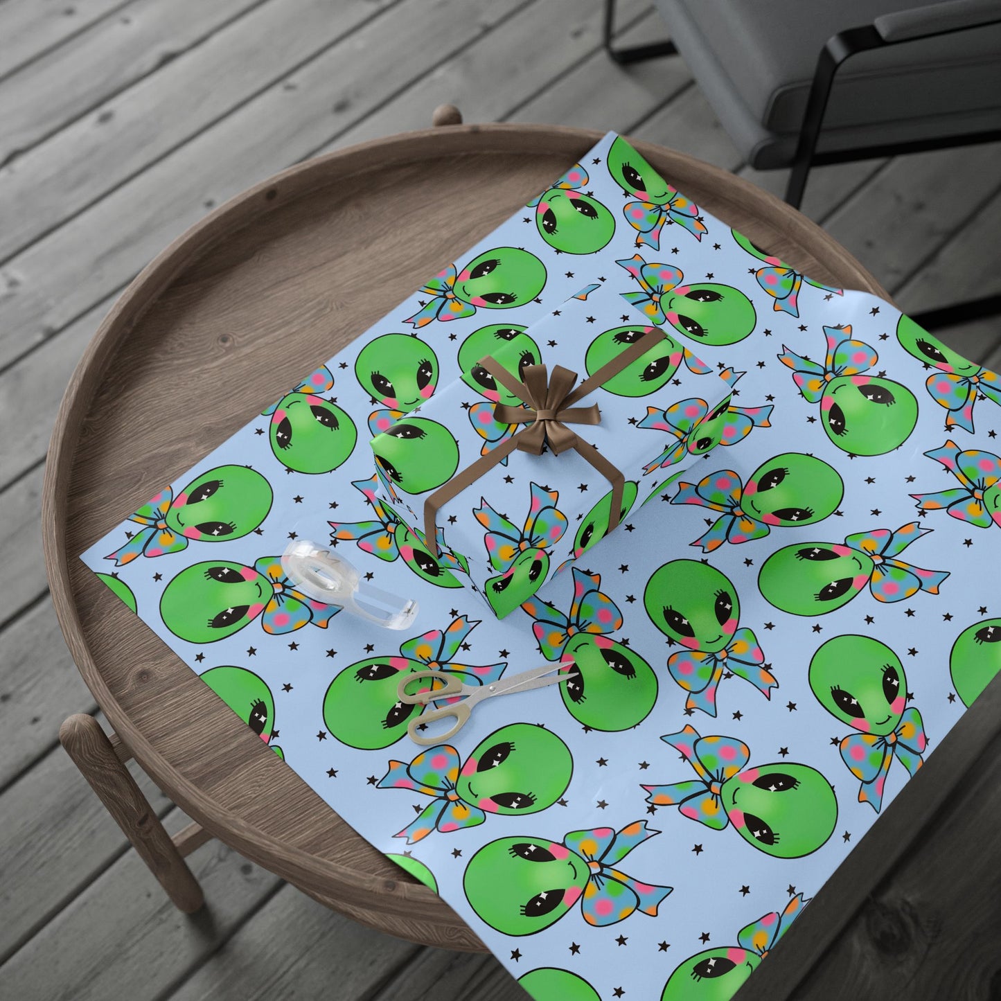 Alien Wrapping Papers